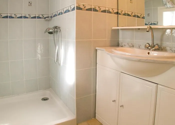 Holiday home Three-bedroom In Sur *